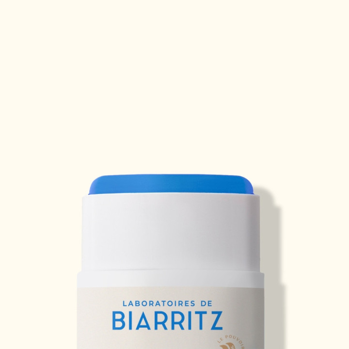 Stick Solaire Bleu SPF50+ Bio 12g - Laboratoires de Biarritz – IllicoPharma