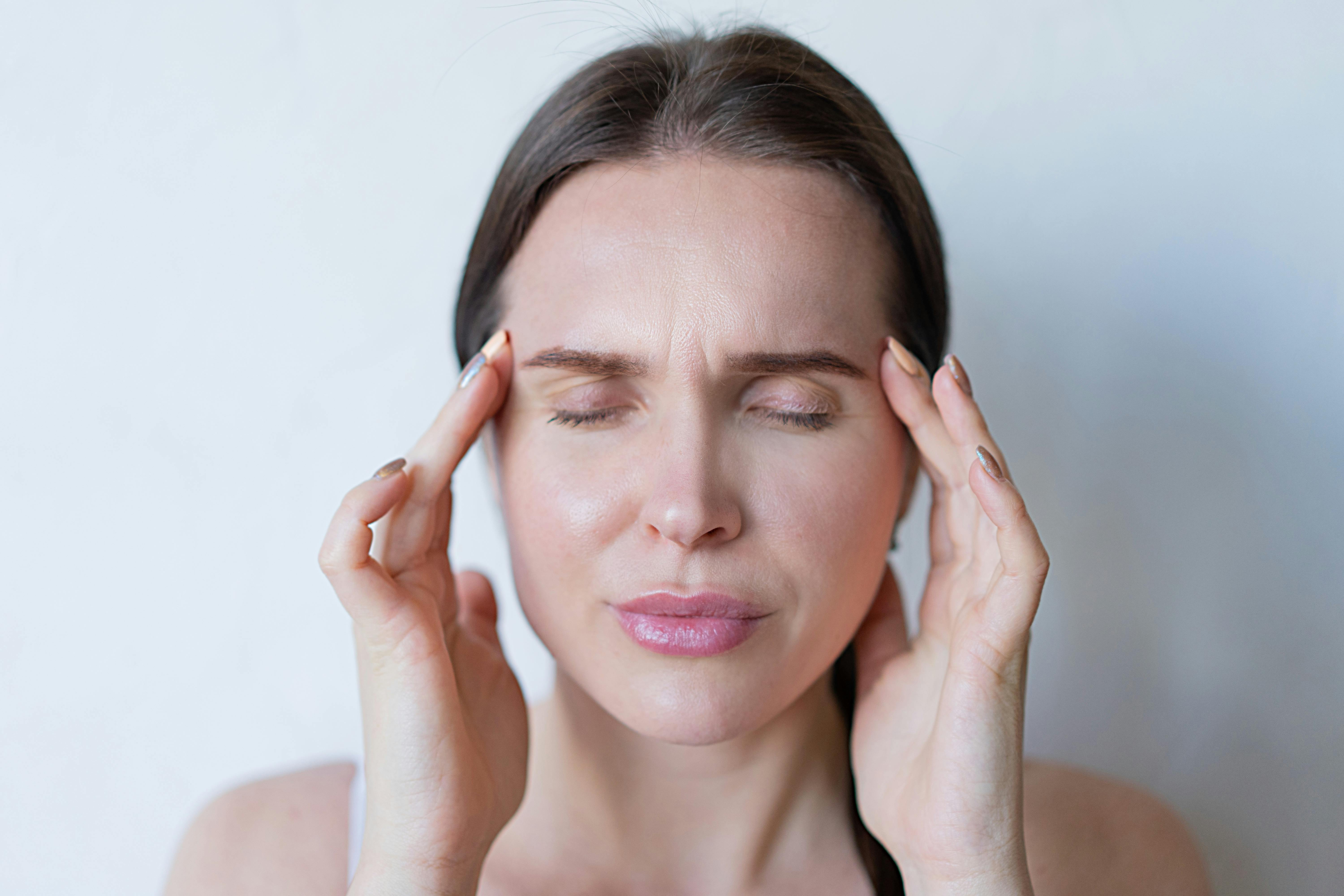 La migraine touche plus fréquemment les femmes.